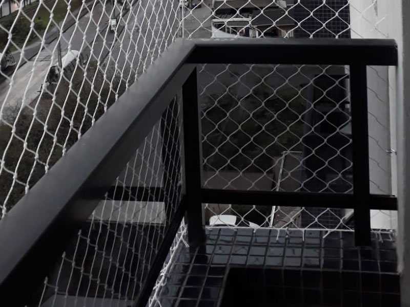 Rede de proteção de alta resistência em São José dos Campos